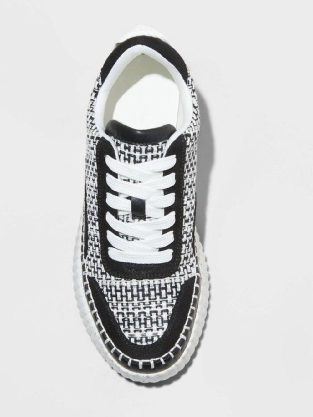 Universal Thread Black & White Knit Sneaker